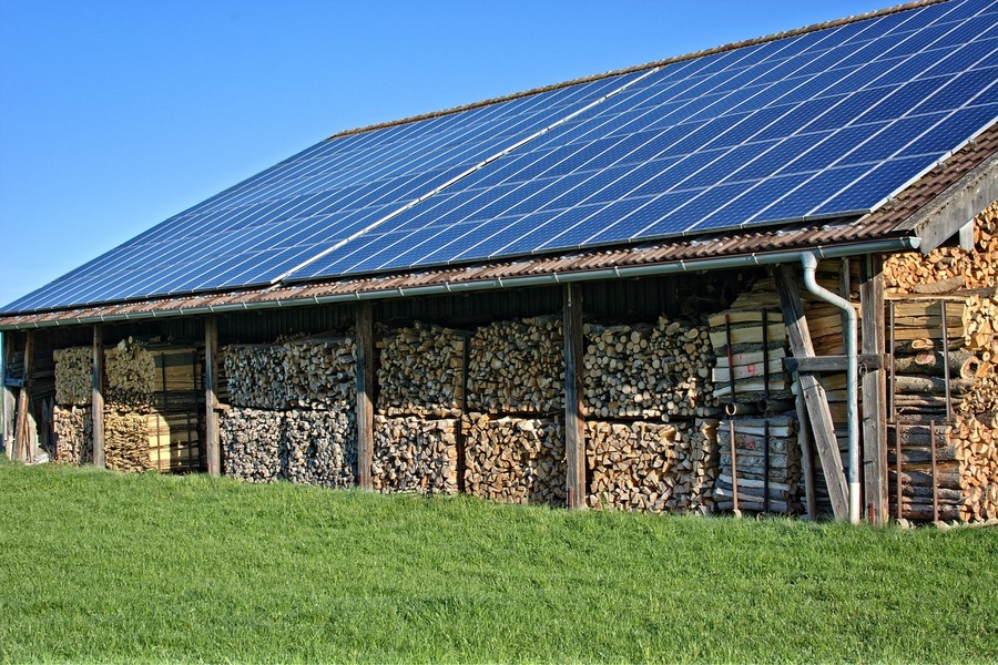 Eine Solaranlage auf dem Dach